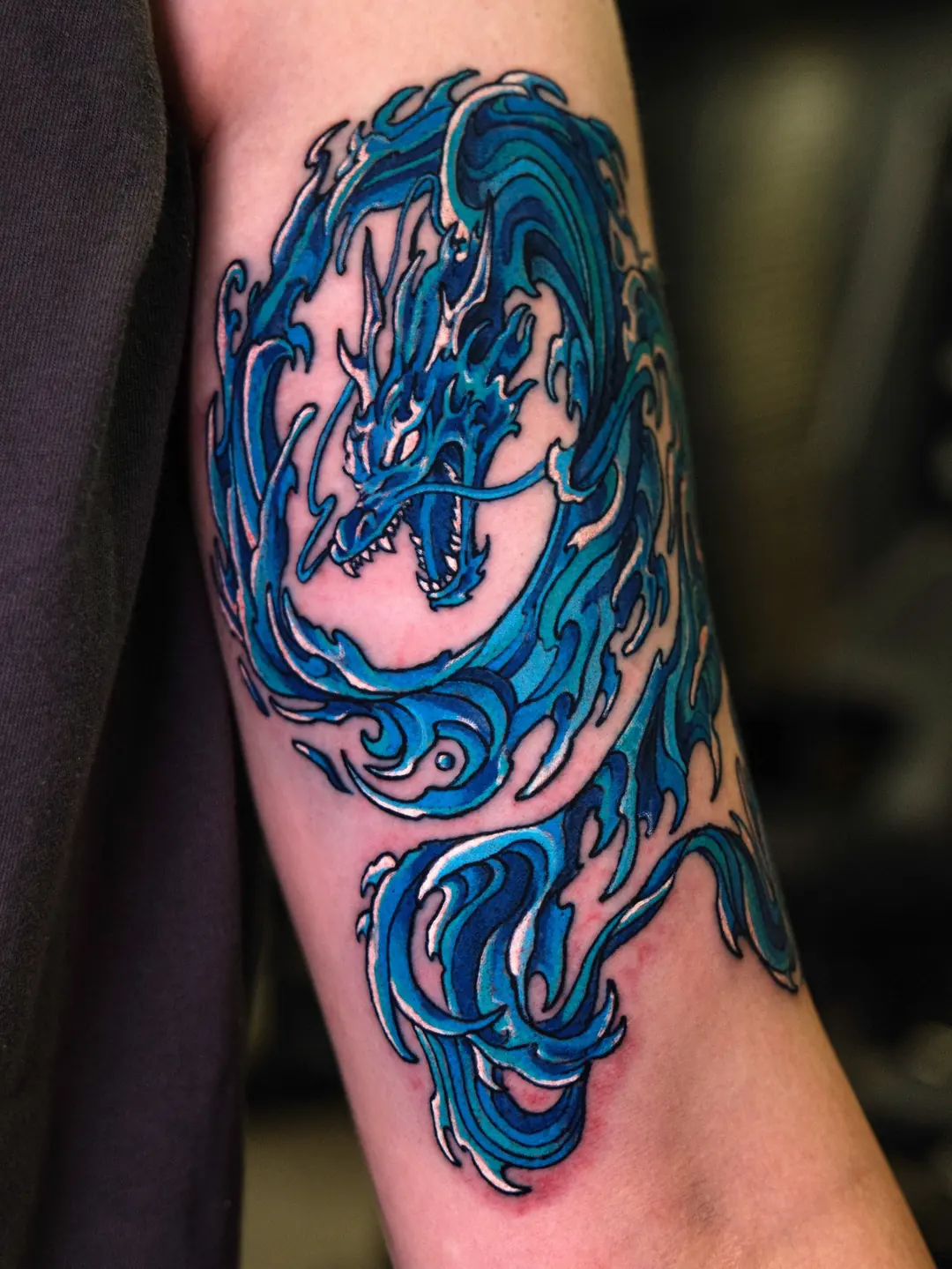 Dragon, Forearm