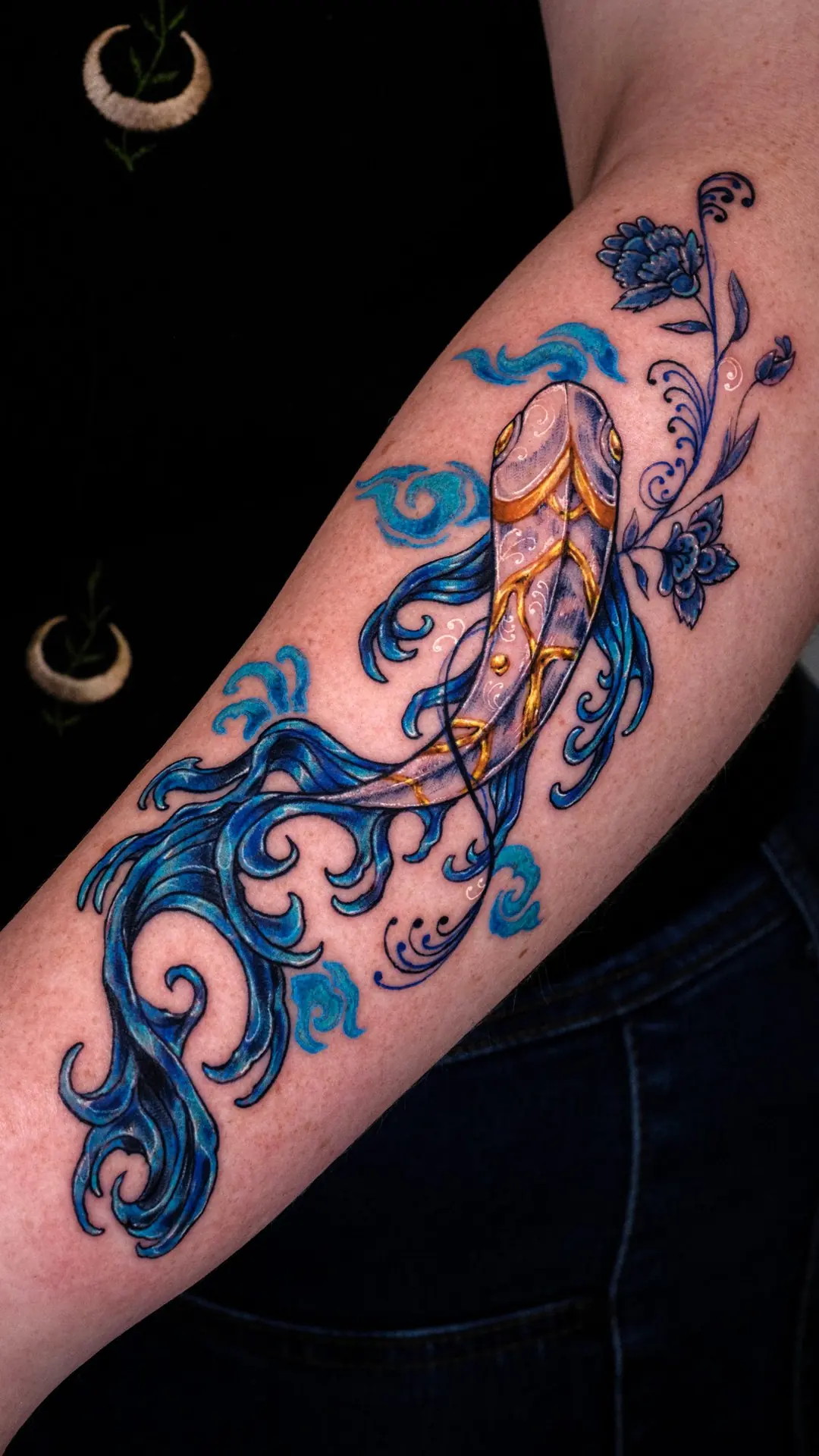Koi, Forearm