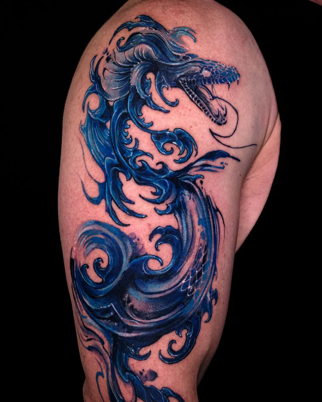 Snake, Upper arm